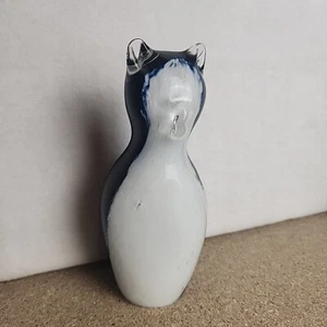 Vintage Wedgwood signierte 6" Katzenfigur blau weiß Made in England - Bild 1 von 7