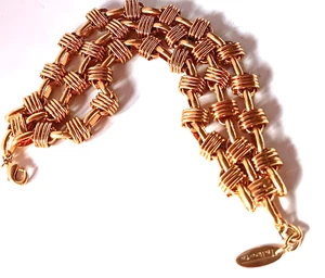 Vintage Talbots Gold Tone Chuncky Triple Strand Oval Bracelet 9" - Picture 1 of 15