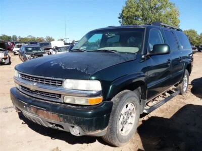 Radiator With Rear Auxiliary AC Fits 00-04 SUBURBAN 1500 2001447 - Image 1 of 4