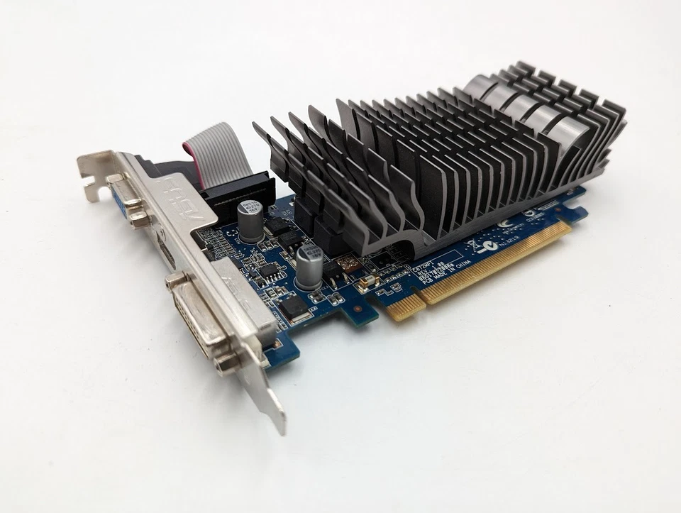 ASUS GeForce 210 1GB DDR3 PCIe Video Card- EN210 SILENT/DI/1GD3/V2(LP) - Image 1 of 1