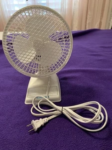 ❤️Vintage 6.5” Cool Master 2 ~ Speed Desk Fan - Metal Cage White - Picture 1 of 12