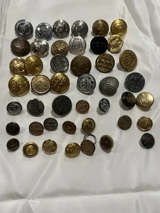 Extraordinary Collection of Antique & Vintage Buttons - Picture 1 of 15
