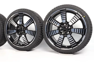 Original MINI F56 F55 F57 Winterräder 18 Zoll Pulse Spoke 900 6897988 47123 - Bild 1 von 4