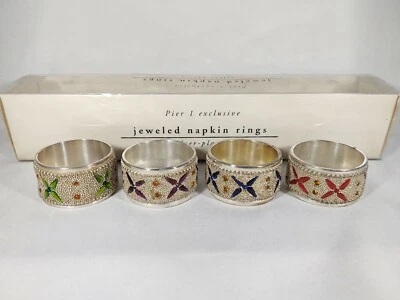 Juego de 4 servilleteros exclusivos enchapados en plata Pier 1 Foto 1 de 4