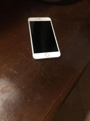 VENDO CELLULARE  IPHONE 6 PLUS  128 GB  Argento no touch id - Immagine 1 di 3