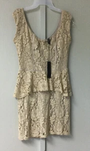 Poof Girl JuniorSummer Stretch  Dress Size Small Beige Lace Peplum Zip Back New - Picture 1 of 12
