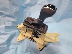 2016-2021 HYUNDAI TUCSON GEAR FLOOR SHIFTER with SHIFT KNOB & BOOT - 46700-D3060 - Picture 1 of 10