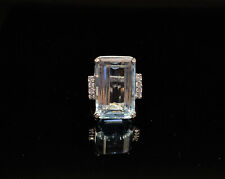 Beautiful Vintage GIA-certified 25ct Aquamarine and diamond estate ring