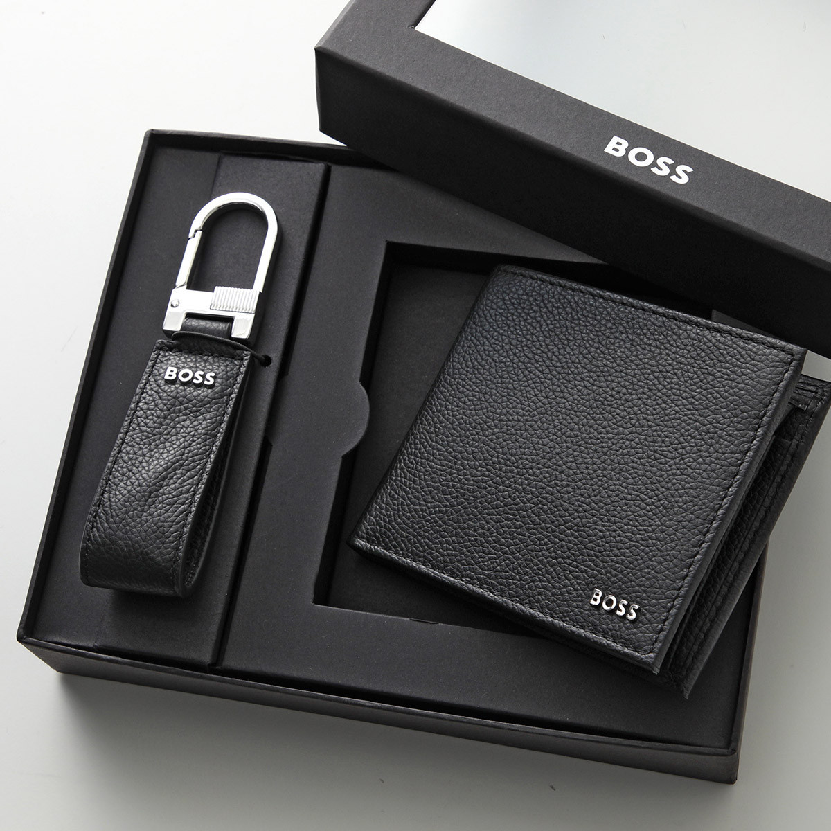 HUGO BOSS Black Leather Wallets for Men for sale | eBay HUGO BOSS Black Leather Wallets for Men for sale | eBay
