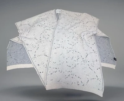 Mantón Kimono Anthropologie Marfil Con Motas Estampado Raro Talla Única Foto 1 de 4