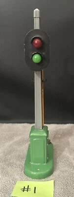Vintage Lionel Post War #153 Automatic Block Control Signal (1/3) - Image 1 of 4