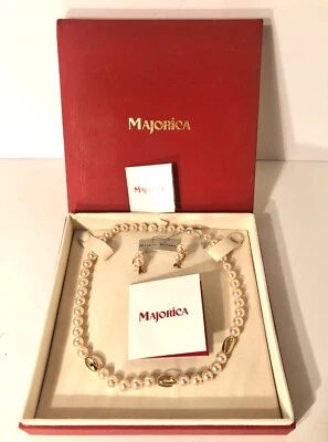 Juego de collar y pendiente de perlas MAJORICA vintage con caja sin usar Foto 1 de 4