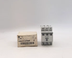 Allen-Bradley 1492-CB3F500 Interruttore automatico - Foto 1 di 4