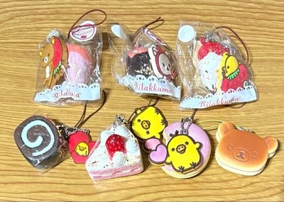 Rilakkuma Squishy Donut Cake Strawberry Strap Set di 7 rare mascotte premio... - Immagine 1 di 4