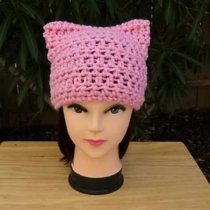 Pussy Katzenmütze mit Ohren Damen hellrosa weich handgefertigt gehäkelt gestrickt Winter Beanie - Bild 1 von 38