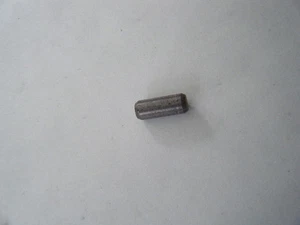MCCULLOCH NEW GUIDE BAR PIN     PN 235424  FITS:  380, 430 - Picture 1 of 1