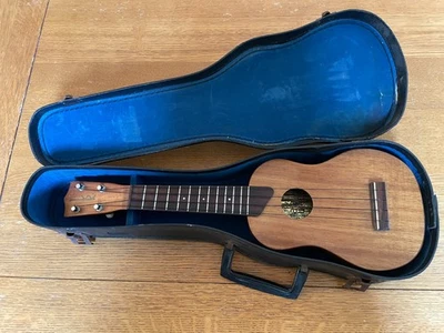 Ukelele Kamaka Soprano Gold Label Foto 1 de 4