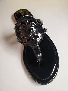 Circus NY Women's Black Patent Sandals "Canyon" size 8.5 Thong Flats Dressy - Picture 1 of 14