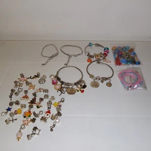 Bettelarmbänder Charms Perlen Accessoires Modeschmuck - Bild 1 von 12