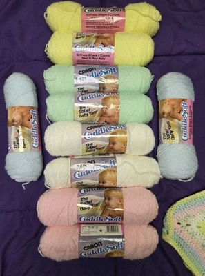 VTG Caron Cuddle Soft Yarn 3 Ply Baby 10 Skeins 5 Colors Pink, Blue Yellow Green - Image 1 of 4