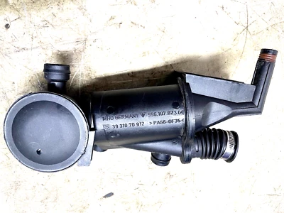 1997 1998 1999 PORSCHE BOXSTER 2.5L M96-20 - OIL SEPARATOR PVC 3931070912  97-99 Foto 1 de 3