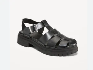 Old Navy Women's Shoe Size 8.5 Black Chunky Heel Fisherman Sandal NWT - Picture 1 of 3