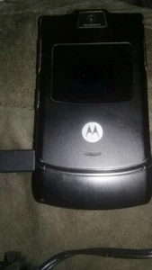 Telefono Motorola razr at&t senza batteria - Foto 1 di 7