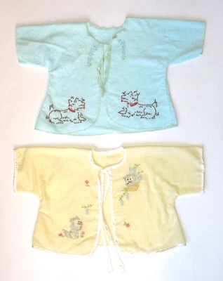 Lote de 2 Chaquetas Bebé Franela Vintage, Gatito/Perro Bordado, Aqua y Amarillo Foto 1 de 4