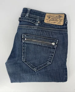 Diesel Clushy Jeans W31 L34 Women's Blue Relaxed Slim Tapered Fit Denim - Picture 1 of 20