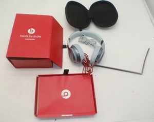 Beats by Dr. Dre Beats Solo H - Picture 1 of 8