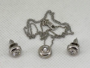 Vintage Moderno ORO BLANCO 14K DIAMANTE COLGANTE COLLAR Y JUEGO DE PENDIENTES ¡Bonito! - Imagen 1 de 11