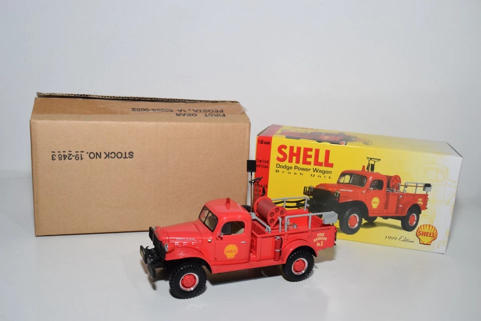 B12 FIRST GEAR 1:30 18-2483 DODGE POWER WAGON BRUSH UNIT SHELL VNMIB - Image 1 of 4