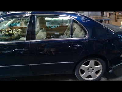 Puerta trasera del conductor azul 8P8 compatible con 01-06 LEXUS LS430 1148405 Foto 1 de 4