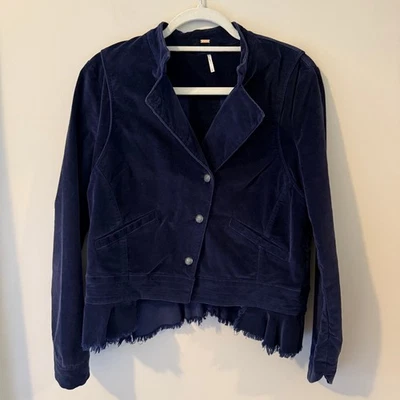 Chaqueta Blazer Free People Azul Marino Terciopelo Recortado Dobladillo Deshilachado Deshilachado Talla S Foto 1 de 4