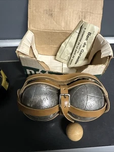 OBUT Set 2 Boulekugeln mit Deckel (Schweinchen) - Bild 1 von 7