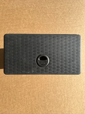 Dodge Ram 1500 2009-2019 piso trasero derecho almacenamiento lateral pasajero 1MG92TRMAA fabricante original Foto 1 de 4