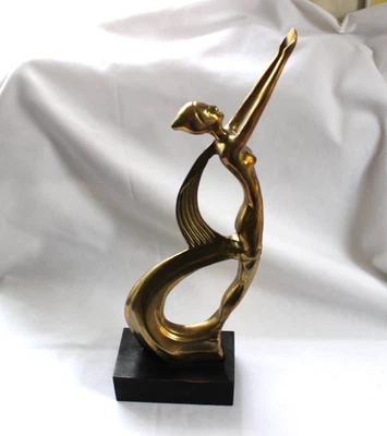 Vintage 1970's solid Brass Art Nouveau Woman statue 15” Art Deco - Image 1 of 4