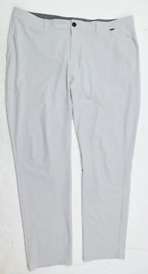 Pantalones de golf Travis Mathew para hombre 42 grises ligeros elásticos pierna recta regulares Foto 1 de 4