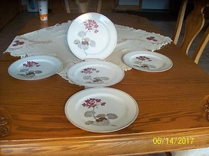 Noritake Morimura Vtg. Porcelain China Burgundy & Gray Floral Pattern 5 Plates - Picture 1 of 12