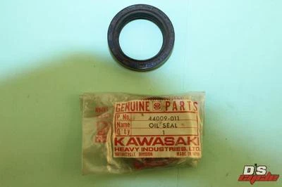 NOS KAWASAKI S1 F9 KX450 H1 Mach III 1972-1975 Fork Oil SEAL  PART# 44009-011 - Image 1 of 4