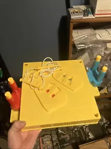 2001 Mattel Rockem Sockem Robots Game Yellow Vintage Boxing Ring And Rope Only - Picture 1 of 4