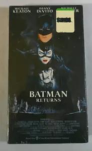 Batman Returns (VHS, 1992) Michael Keaton Danny Devito Michelle Pfeiffer - NEW! - Picture 1 of 2