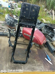 cadre berceau arriere cales pieds 125 xtr yamaha 2005 - Imagen 1 de 3