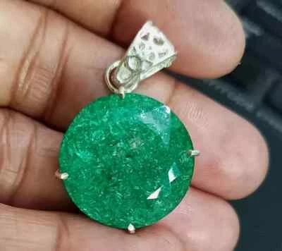 31 CT Naturale Verde Smeraldo 925 Argento Massiccio Certificato Gemma Ciondolo - Immagine 1 di 4