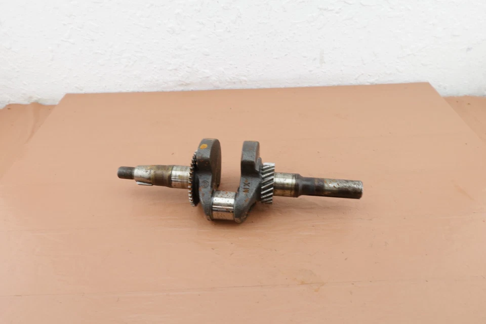 Kohler SH270 3142 Lawn Mower OEM Crankshaft 18 014 40-S - Image 1 of 4