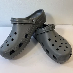 Crocs Classic Clog ultraleichte Slipper Unisex grau Herren Größe 9 Damen 11 - Bild 1 von 6