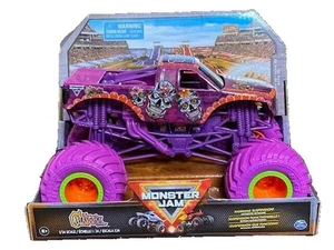 !WOW! NIP Monster Jam 1:24 CALAVERA Die cast Large Monster Truck - Picture 1 of 5