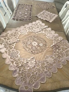 embroidery table cover Set 4 pic Fully velvet Bead Handmade Christmas Tablecloth - Picture 1 of 6