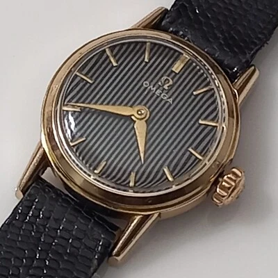 Omega 1958 damas cuerda manual cal 244 chapado en oro 20 m - rara esfera a rayas de 2 tonos Foto 1 de 4