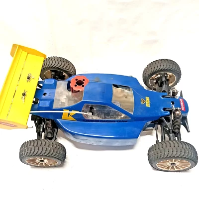 KYOSHO TURBO INFERNO 1994 RC NITRO BUGGY SCALA 1/8 CON RADIO FUTABA  USATO - Immagine 1 di 4